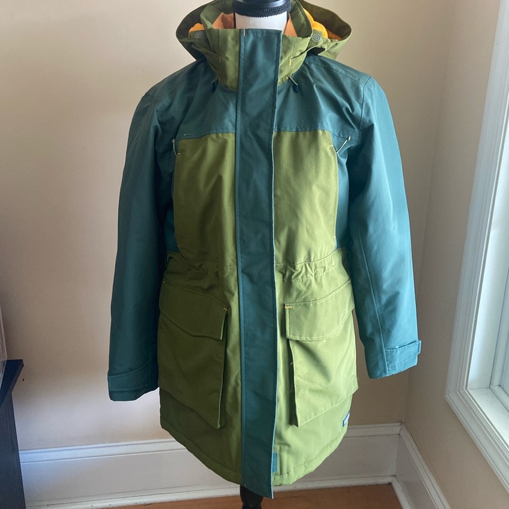 LANDS’ END Size Petite S Like New Squall Insulated Waterproof Winter Parka - Picture 1 of 15